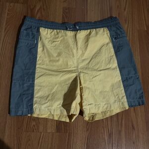 Timberland Weatherproof Vintage‎ Athletic Outdoor Yellow Gray Shorts Sporty Y2k
